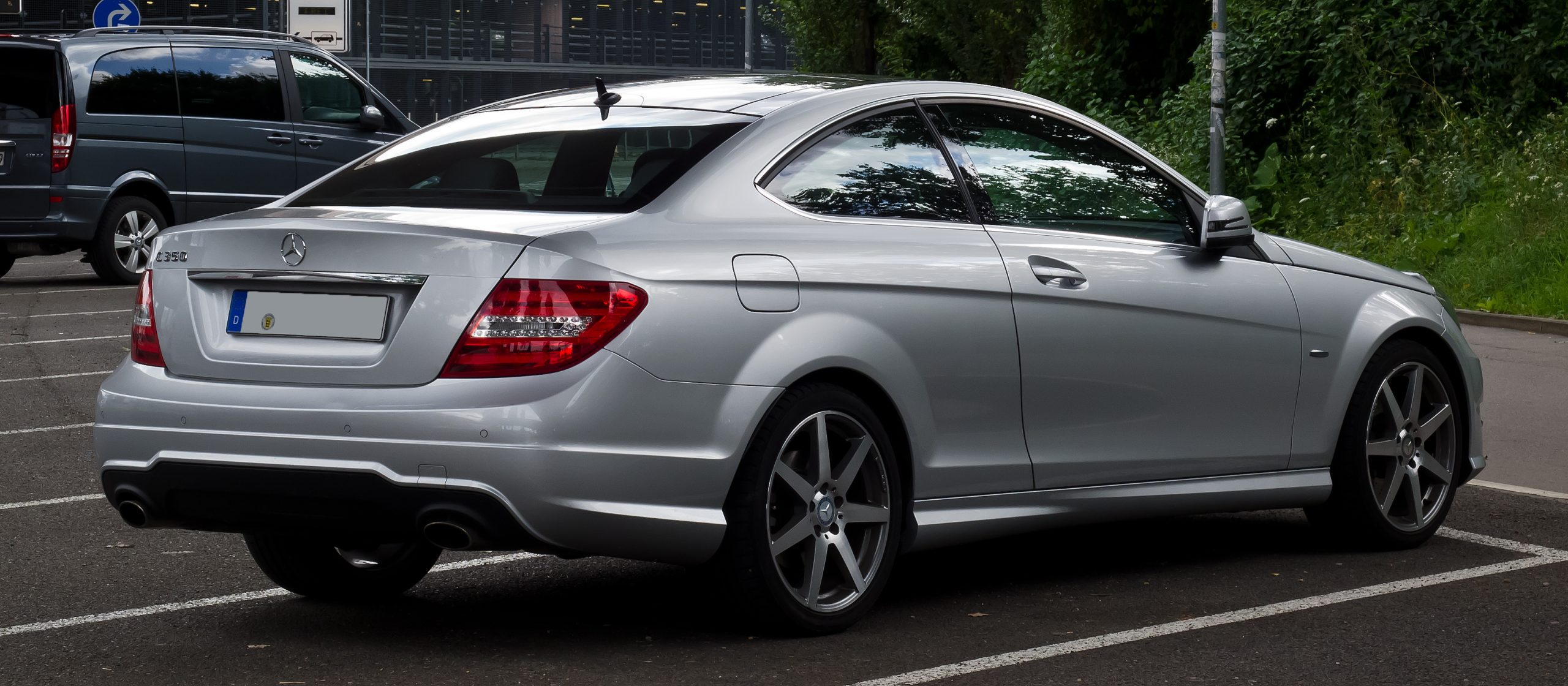 All New RAV4 GR Sport PHEV, Paket Performa Lengkap Ala Gazoo Racing, Deempatbelas.com