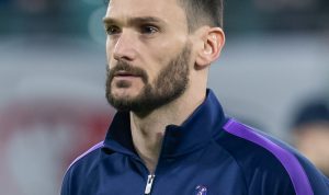 emmanuel-petit-tidak-cukup-terkesan-dengan-bek-arsenal-rob-holding.jpg Emmanuel Petit Tidak Cukup Terkesan dengan Bek Arsenal, Rob Holding