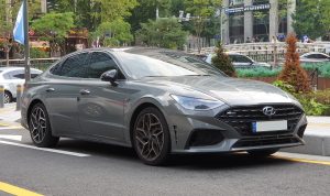 hyundai-sonata-generasi-baru-hadir-dengan-karakter-sporty.jpg Hyundai Sonata Generasi Baru Hadir Dengan Karakter Sporty