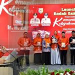 BUPATI BATUBARA MELUNCURKAN BUKU BERJUDUL KEBIJAKAN PUBLIK YANG DI TULIS SELAMA MENJABAT BUPATI