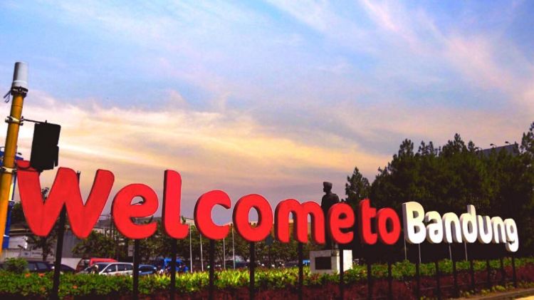 Cianjur : Wisata Gunung Pabeasan, Gratis pembayaran tanpa tiket masuk, Deempatbelas.com