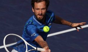 meski-aral-melintang-daniil-medvedev-bertahan-di-indian-wells