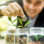 SURVEI: SOAL INVESTASI, MASYARAKAT LEBIH PERCAYA INFLUENCER