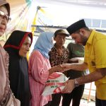 SALURKAN RIBUAN PAKET SEMBAKO, KETUA GOLKAR MEDAN TEGASKAN INI MURNI SUMBANGAN DARI PARA KADER