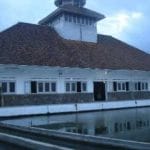 PONDOK PESANTREN SUKAMISKIN, PESANTREN TERTUA DI JAWA BARAT