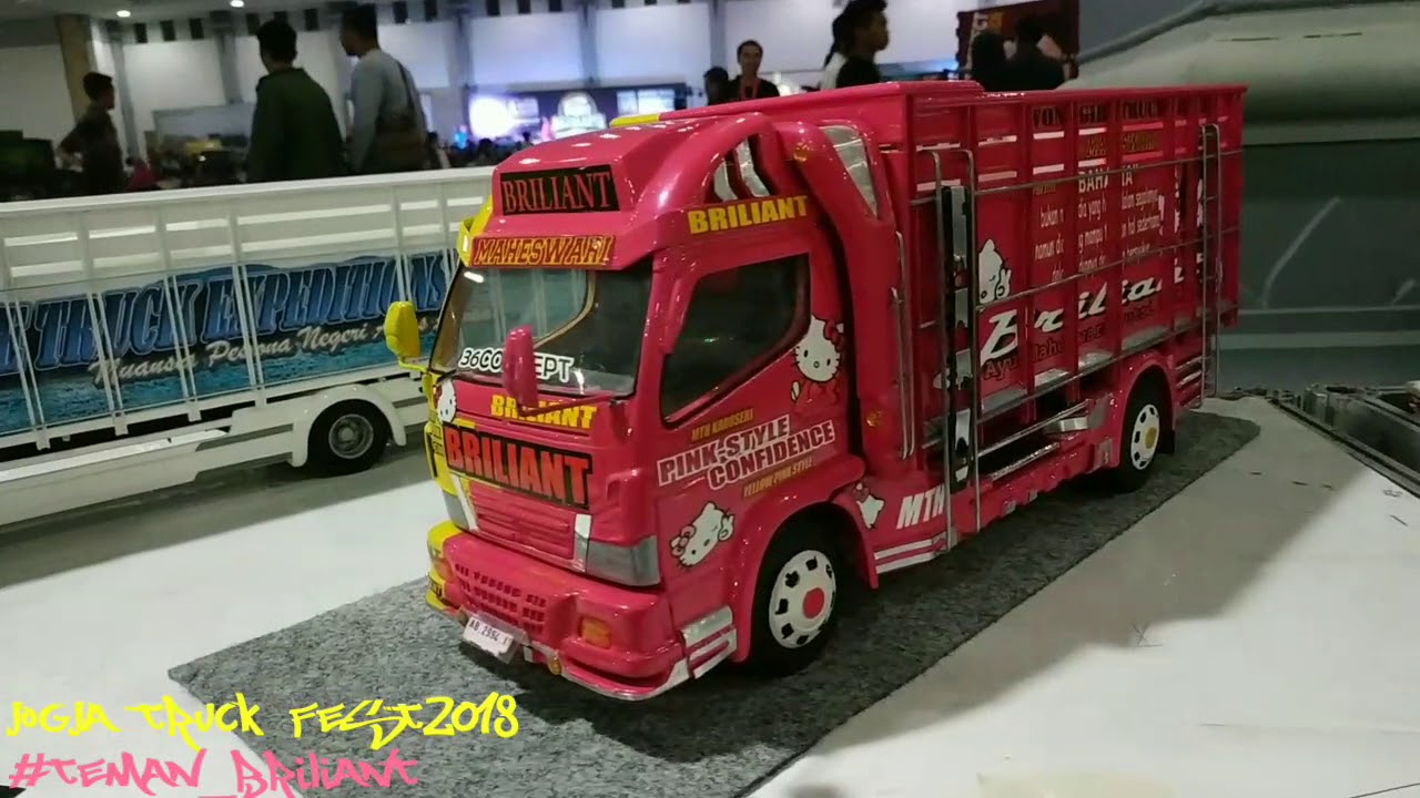 1.000 Mitsubishi L300 Meriahkan Jogja!, Deempatbelas.com
