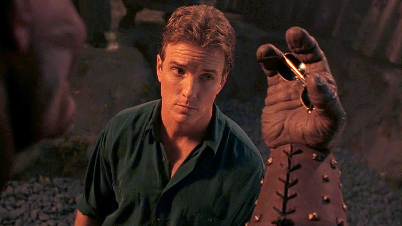 Adaptasi Film Mortal Kombat 2 Ajak Aktor The Boys Karl Urban sebagai Johnny Cage, Deempatbelas.com