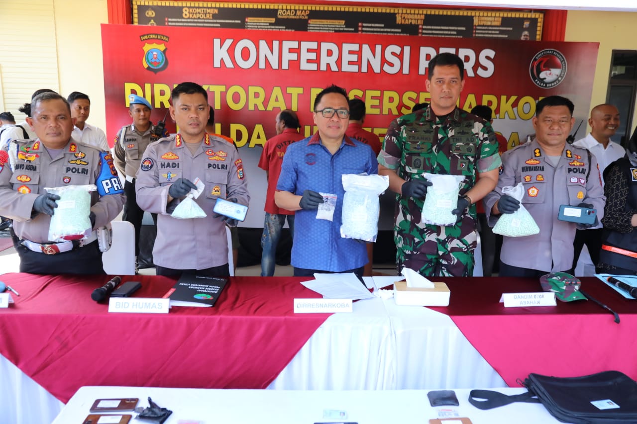 Polda Sumut Ungkap Peredaran Belasan Ribu Pil Ekstasi, Tiga Orang Jadi Tersangka, Deempatbelas.com