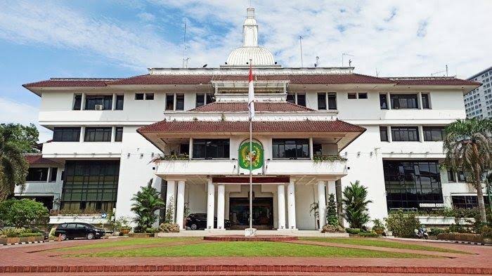 Kok Bisa, Yang Katanya Orang Dekat Walikota Medan Berinisial F Diduga Punya Supir Dari Satpol PP , Deempatbelas.com