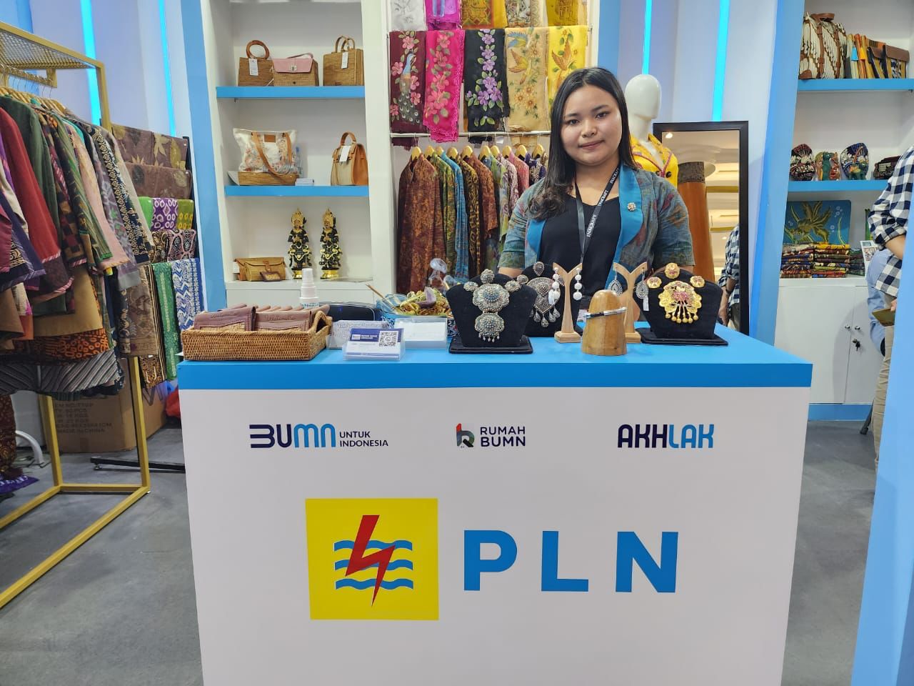 Program TJSL PLN Bawa 5.425 UMK Naik Kelas, Deempatbelas.com
