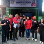 MERIWATIF MUNTHE, CALEG PSI MEDAN BAGIKAN PULUHAN TENDA BECAK DAN SEMBAKO KEPADA ABANG BETOR 