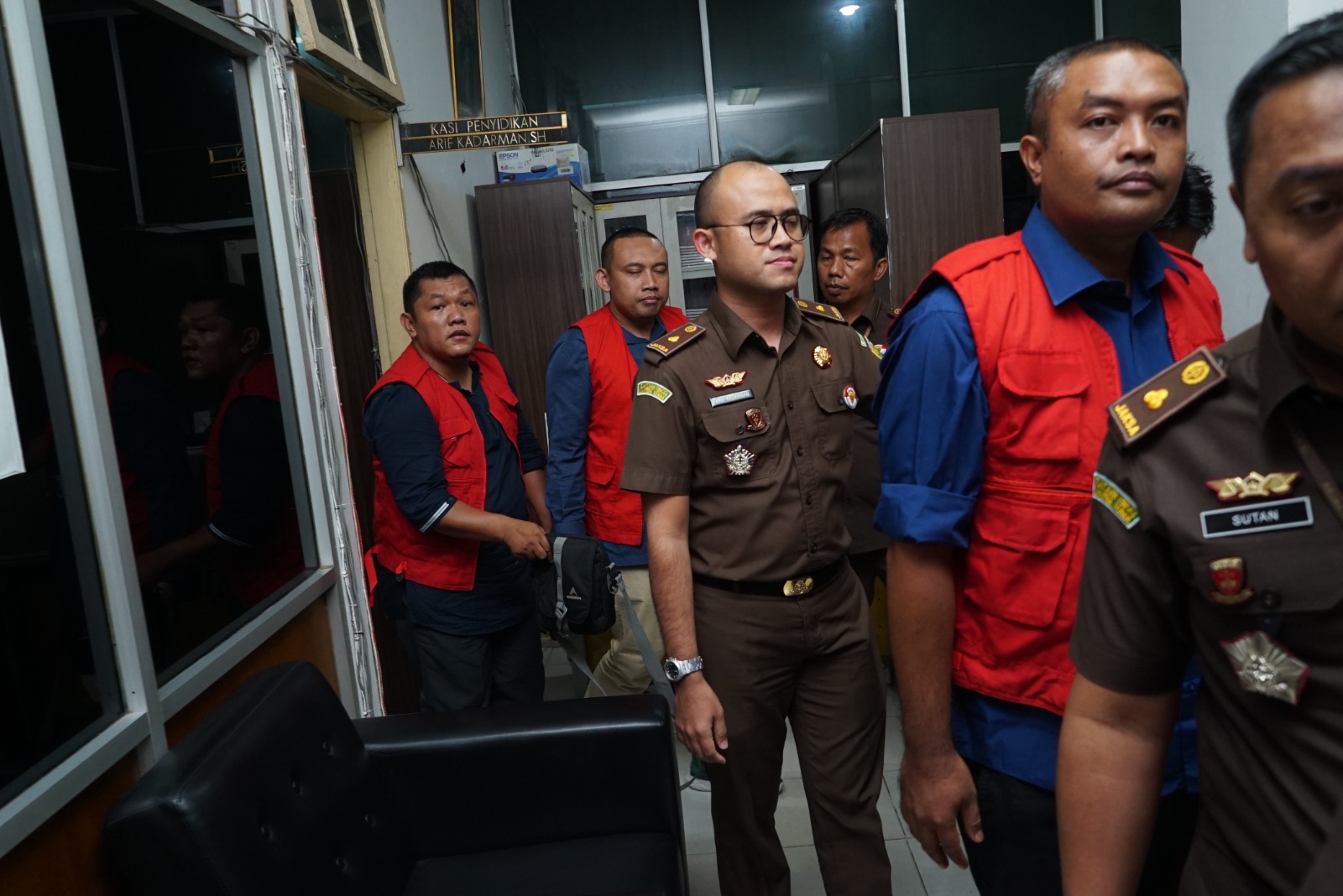 Kejatisu Tahan Wakil Rektor Bersama 3 Tersangka Lainnya Dalam Dugaan Kasus Korupsi KIP Kuliah Program Presiden, Deempatbelas.com