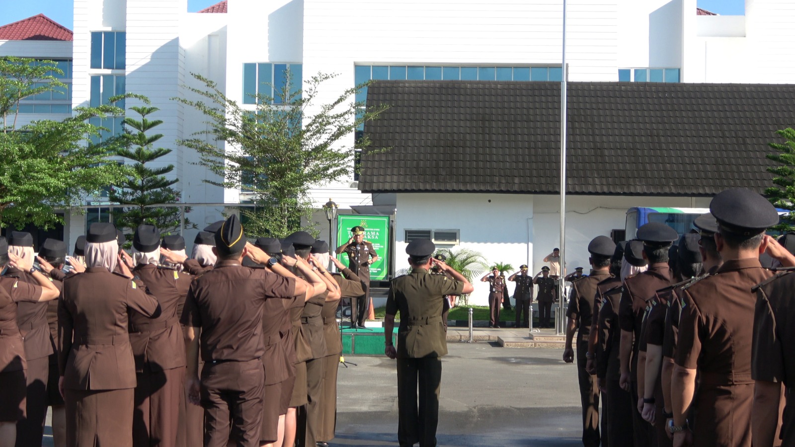 Kajati Sumut Idianto Pimpin Upacara Hari Sumpah Pemuda, Momentum Membangkitkan Semangat Kolaborasi, Deempatbelas.com