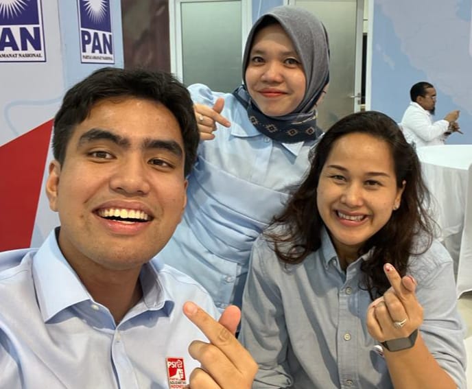 Nonton Debat Cawapres, Duo Jubir PSI Sumut Sebut Cawapres Gibran Rakabuming Raka Cerdas, Deempatbelas.com