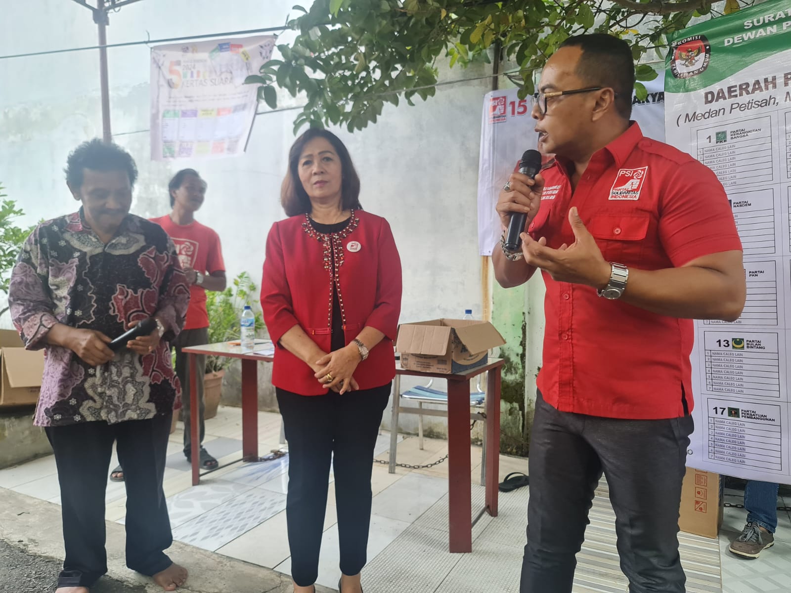 IMG-20240122-WA0051 Sosialisasi Pemilu, Renville Napitulu Ajak Warga Jangan Golput, Deempatbelas.com