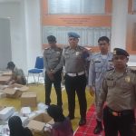 KAPOLRES BATU BARA LAKUKAN PENGECEKAN LOGISTIK PEMILU DI KANTOR KPU
