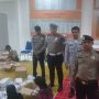 KAPOLRES BATU BARA LAKUKAN PENGECEKAN LOGISTIK PEMILU DI KANTOR KPU
