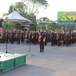 WAKAJATI SUMUT M. SYARIFUDDIN PIMPIN APEL PAGI, AJAK SELURUH JAJARAN TETAP DISIPLIN DAN PROFESIONAL