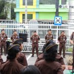PIMPIN APEL PAGI DI KEJARI MEDAN, KAJATI SUMUT AJAK SELURUH JAJARAN DISIPLIN DAN KOMPAK