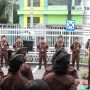 PIMPIN APEL PAGI DI KEJARI MEDAN, KAJATI SUMUT AJAK SELURUH JAJARAN DISIPLIN DAN KOMPAK