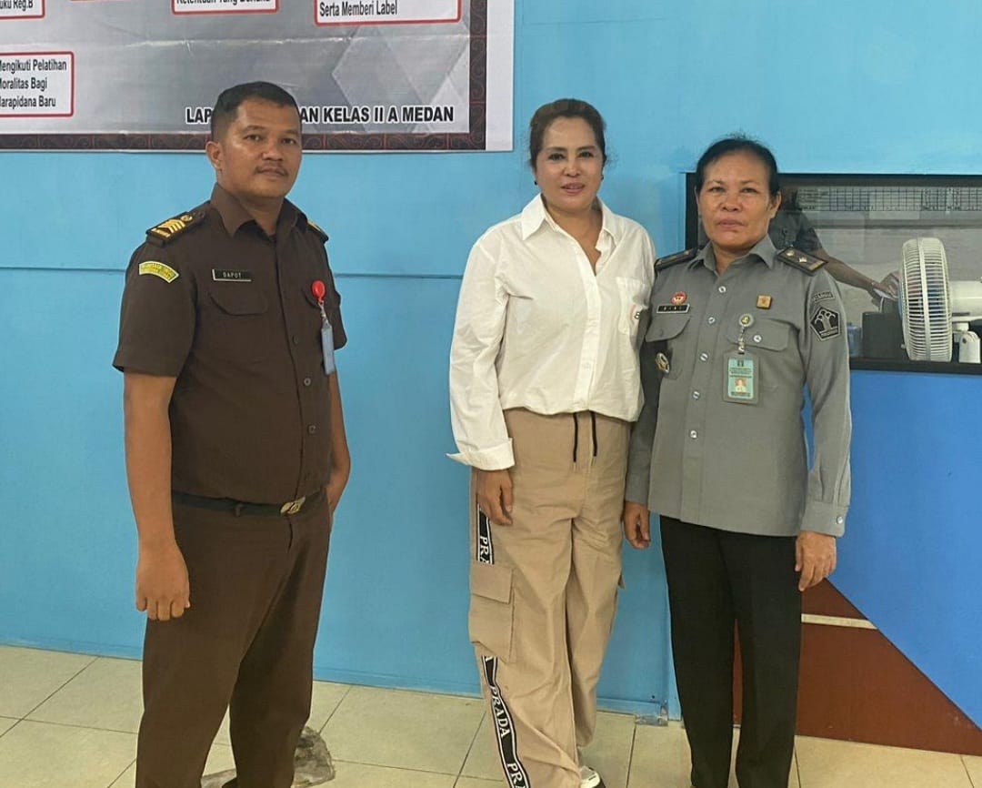 Kejati Sumut dan Kejari Medan Eksekusi Terpidana Korupsi ke Lapas Tanjung Gusta Medan, Deempatbelas.com