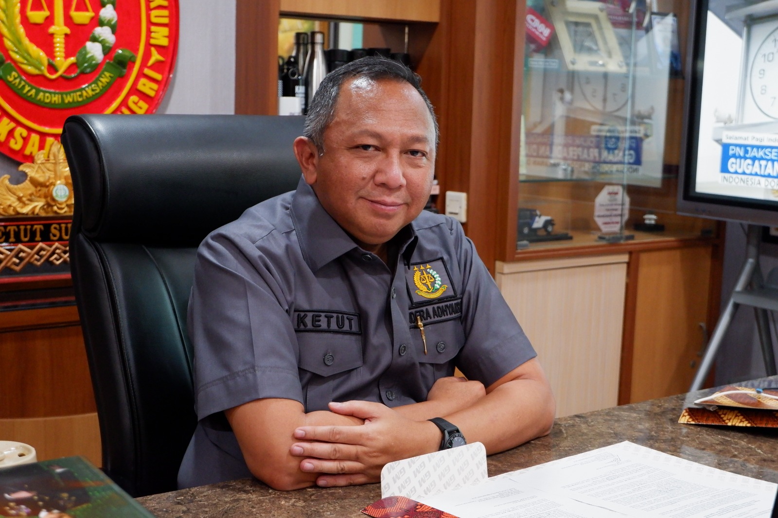 IMG-20240401-WA0010 Kejaksaan Agung Memeriksa 3 Orang Saksi Terkait Perkara Komoditas Timah, Deempatbelas.com