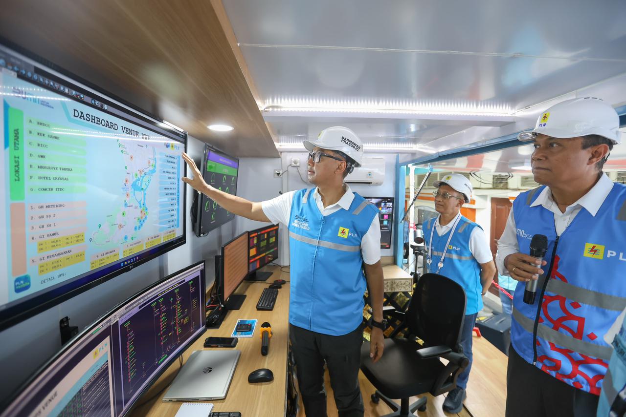 Dirut PLN Tinjau Posko Utama Kelistrikan KTT WWF, Pastikan Seluruh Sistem Kelistrikan di Bali Andal, Deempatbelas.com