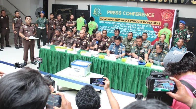 JPU Pidmil Kejati Sumut dan Otmilti I Medan Tuntut 18 Tahun 6 Bulan Penjara Tiga Terdakwa Korupsi Eradikasi Kerugian Rp.52M., Deempatbelas.com