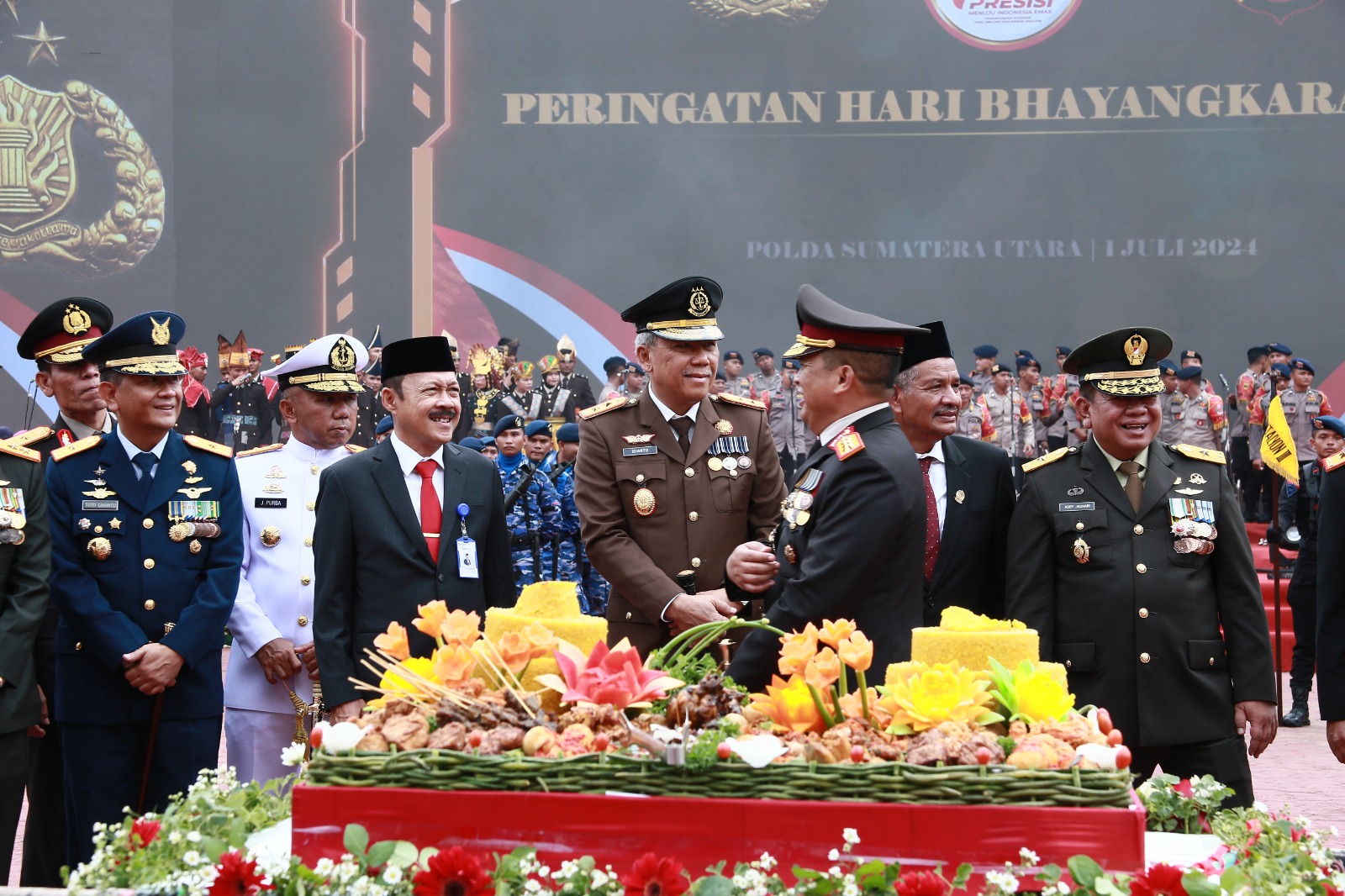 Kepala Kejaksaan Tinggi Sumatera Utara Idianto Hadiri Upacara Peringatan HUT Bhayangkara yang ke-78, Deempatbelas.com