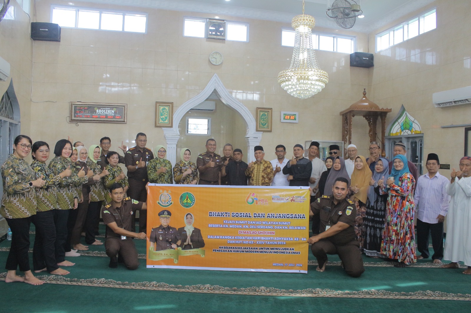 Sambut HBA Ke-64 dan HUT IAD XXIV, Kejati Sumut Gelar Baksos dan Santuni Purna Adhyaksa, Deempatbelas.com