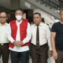PERINGATI HBA KE-64, KEJATI SUMUT TAHAN 3 TERSANGKA TERKAIT DUGAAN KORUPSI PENINGKATAN RUAS JALAN TOBA SAMOSIR  TAHUN 2021