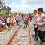 Kapolsek Indra Pura Turun Langsung ke TKP Kecelakaan Kereta Api Menewaskan Pengendara Sepeda Motor