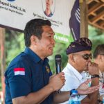 Tim pelaksana PKM Undhira Bali Mengembangkan Destinasi Wisata Kekinian di Kak Oman Sunset Point Bukit Tumpeng Tabanan