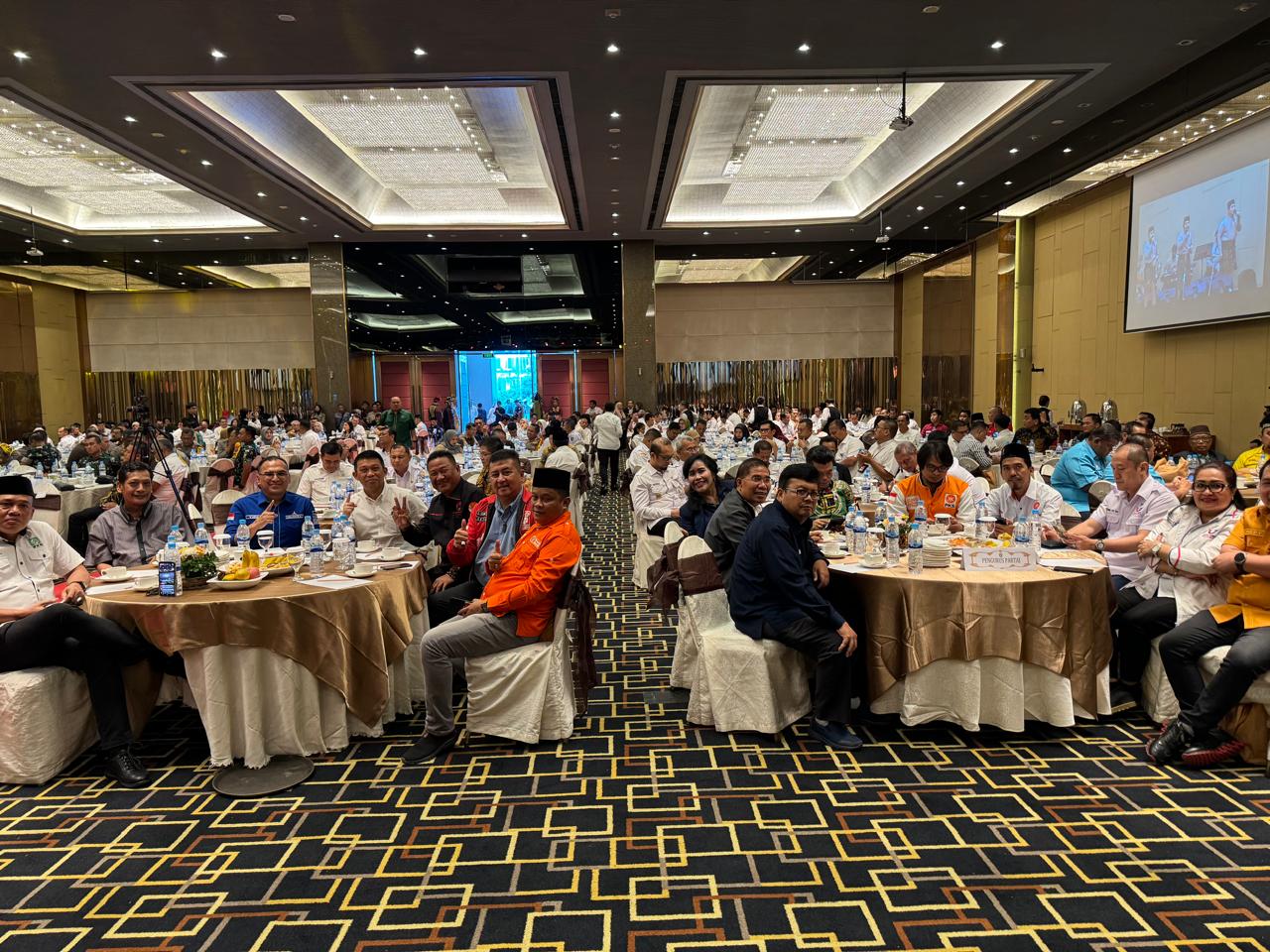 IMG-20240925-WA0033 Deklarasi Pilkada Damai Pemprov Sumut Amburadul, Ketua Parpol Diabaikan , Deempatbelas.com