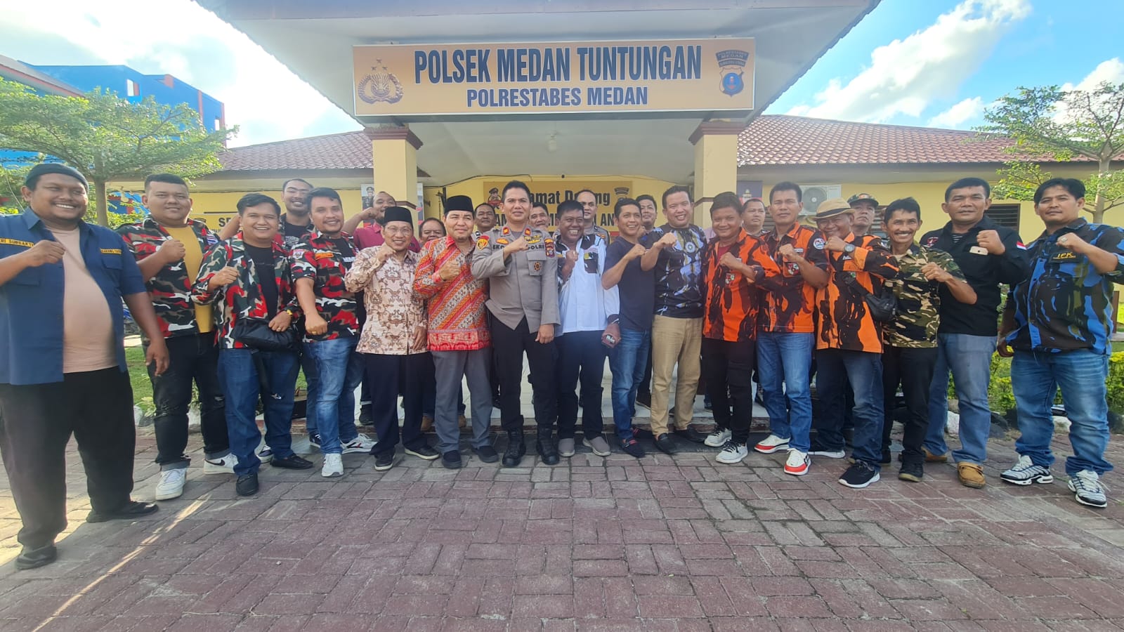 IMG-20241004-WA0082 Kapolsek Medan Tuntungan Ajak Masyarakat Jaga Kondusifitas Selama Masa Pilkada 2024, Deempatbelas.com