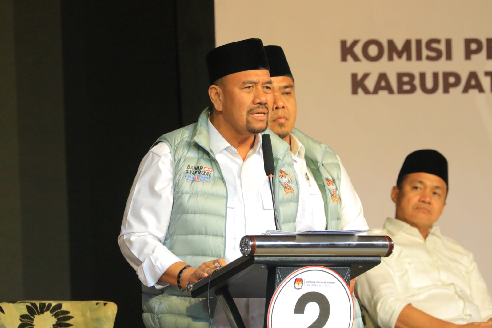 Debat Perdana KPU Batubara, Pasangan Baharuddin -Syafrizal Menawarkan 11 Program Prioritas Mewujudkan Kabupaten Batubara Yang Bahagia, Deempatbelas.com