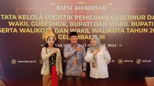 IMG-20241108-WA0034 KPU Batu Bara Hadiri Rakor Tata Kelola Logistik Pilkada 2024 di Yogyakarta, Deempatbelas.com