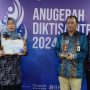 LLDIKTI WILAYAH L SUMUT RAIH PENGHARGAAN PERINGKAT KE-LL TERBAIK ANUGERAH DIKTISAINTEK 2024