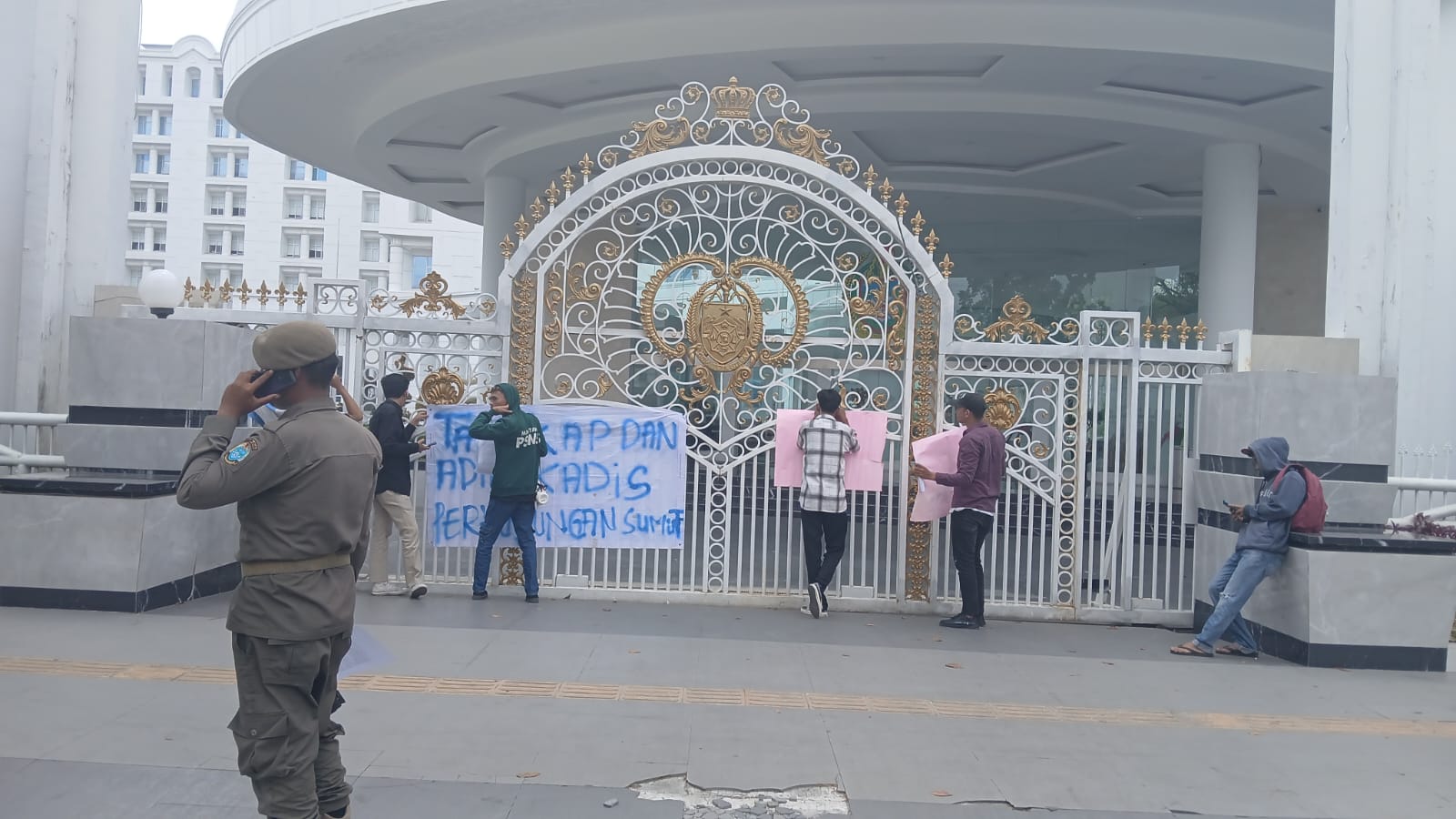 Unjuk Rasa IMA-SU Minta Kadishub Sumut di Copot dan Desak Kejatisu Usut Dugaan Korupsi Sejumlah Pekerjaan , Deempatbelas.com