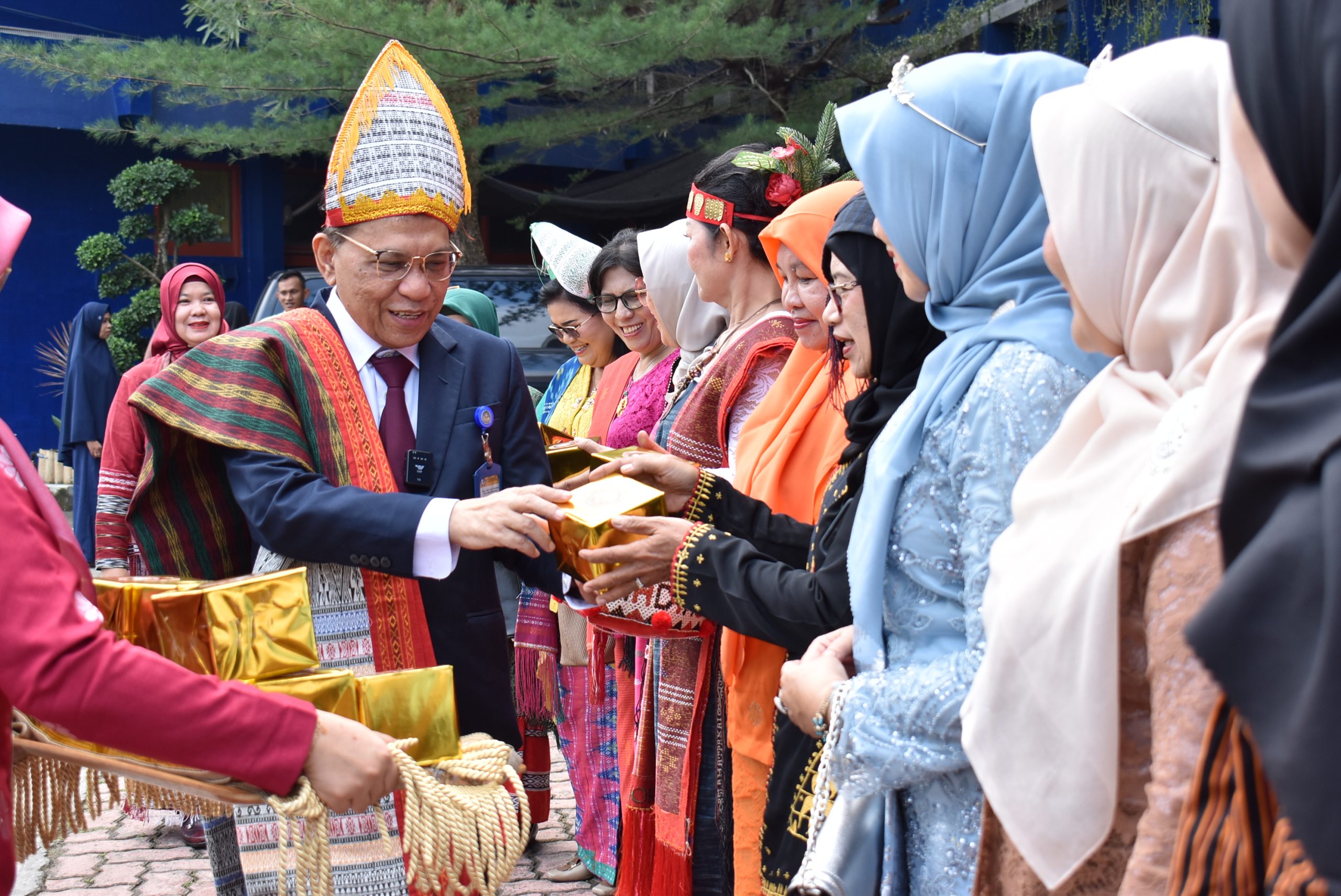Peringati Hardiknas 2025, Kepala LLDikti Sumut Ingatkan Peran Perguruan Tinggi Mendorong Perubahan dan Kemajuan Diberbagai Sektor, Deempatbelas.com