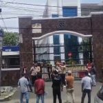 UNJUK RASA DESAK KEJATISU TETAPKAN TERSANGKA D.L, DR.F DAN M.S ATAS KASUS KORUPSI APD COVID19, DAN PERIKSA DUA OKNUM JAKSA INISIAL E DAN DS DIDUGA TERIMA SUAP