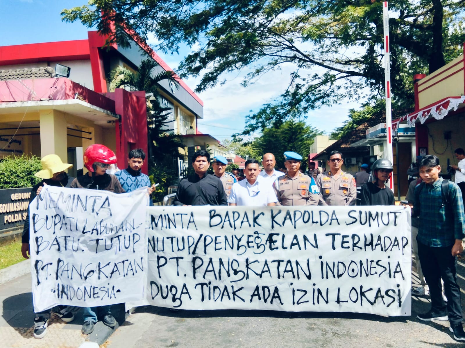 Aksi Unjuk Rasa IPEPMA Terkait PT Pangkatan Indonesia Labuhan Batu Diduga Tak Miliki Izin Lokasi dan Plasma, Deempatbelas.com