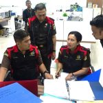 GEDUNG PELINDO I BELAWAN DI GLEDAH TIM PENYIDIK KEJATI SUMUT, TERKAIT DUGAAN KORUPSI PENGADAAN 2 UNIT KAPAL RATUSAN MILYAR