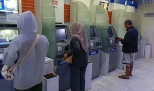 Warga di Siantar Berbondong-bondong Tarik Uang hingga ATM Kosong, Deempatbelas.com