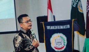 Saham Rokok Melonjak, IHSG Tertekan Usai Sri Mulyani Diganti Purbaya Yudhi Sadewa, Deempatbelas.com