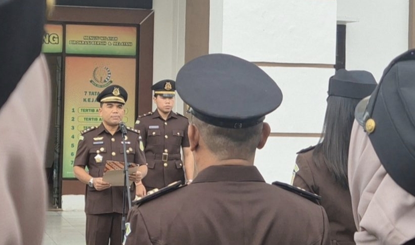 Hari Pertama Jabat Kajari Madina, Yos Arnold Tarigan Sampaikan Amanat Jaksa Agung dan Asta Cita Presiden Prabowo, Deempatbelas.com