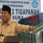 MIRIS! MAKANAN BERGIZI GRATIS PROGRAM PRESIDEN UNTUK SISWA SMPN 2 TIGAPANAH DILETAKKAN DI LANTAI, KEPSEK BUNGKAM
