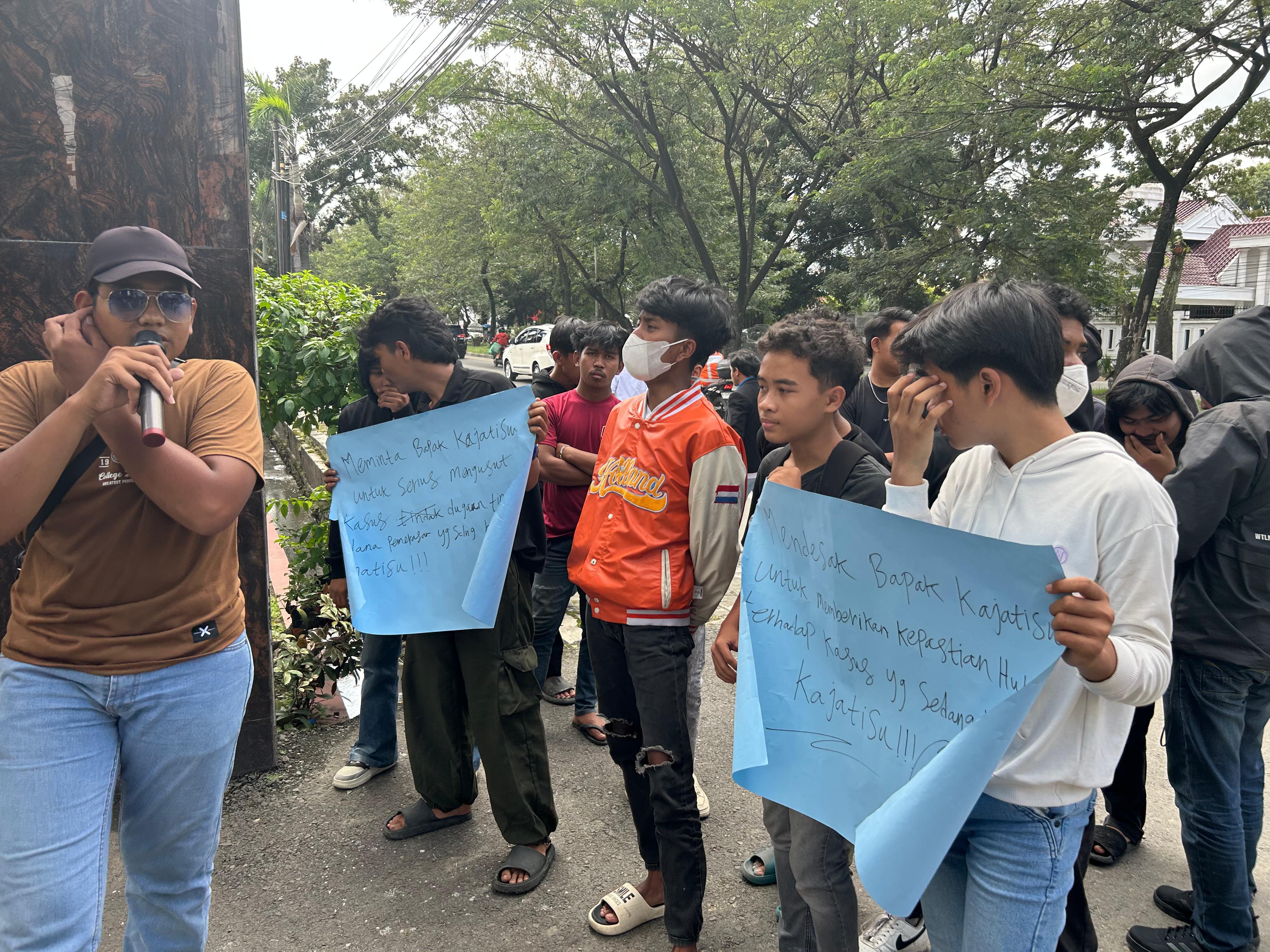 Kejatisu Didesak Segera Tetapkan Tersangka Dugaan Pemerasan Anggota DPRD Medan dan Tidak Tebang Pilih Kasus, Deempatbelas.com