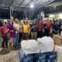 PEDULI KASIH KORBAN BENCANA BANJIR YAYASAN POMPARAN OMPU GURU TETEABULAN 