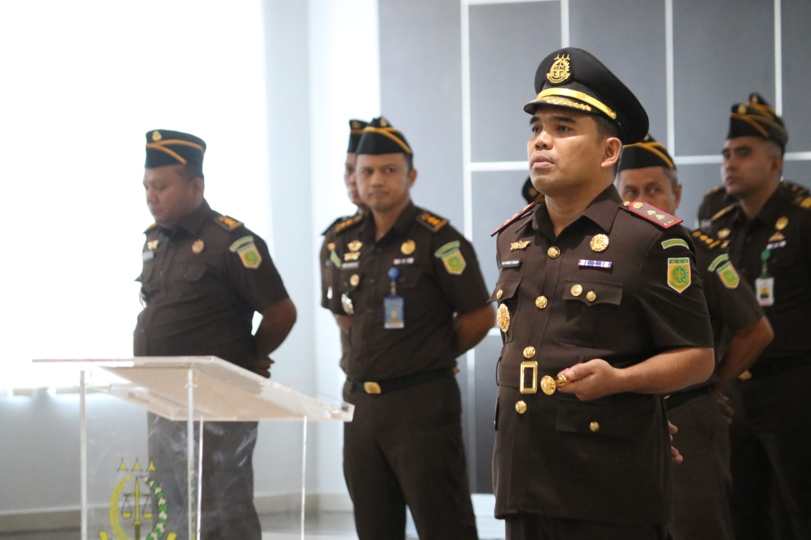 Kajati Sulteng Lantik Yos A. Tarigan sebagai Kajari Poso, Dorong Penegakan Hukum Humanis dan Profesional, Deempatbelas.com